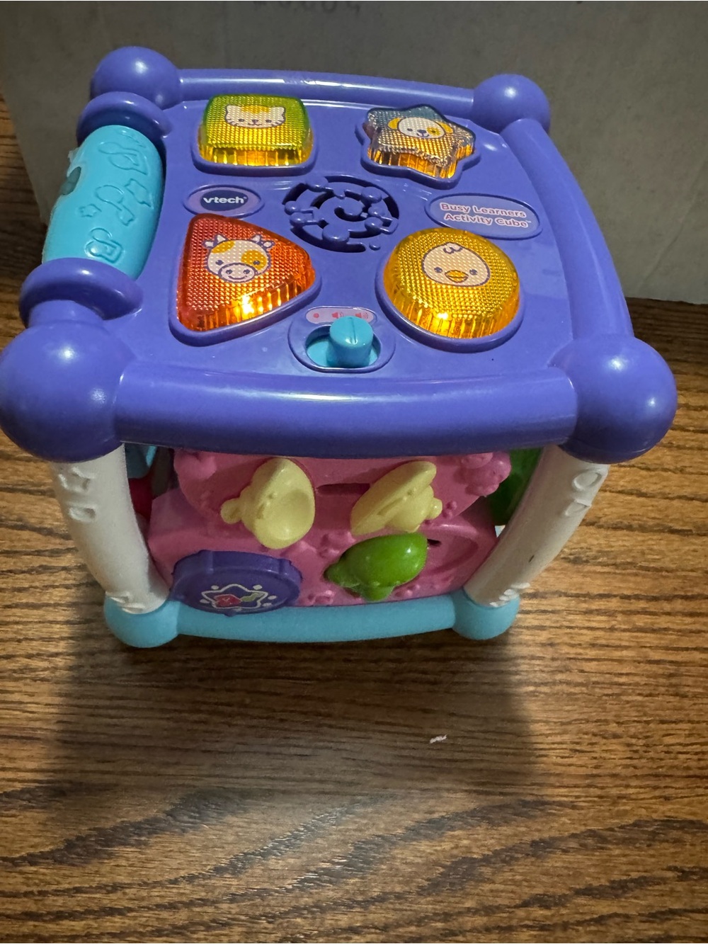 Vtech busy learning Purple Activity Cube - Interactive Learning Toy for Kids